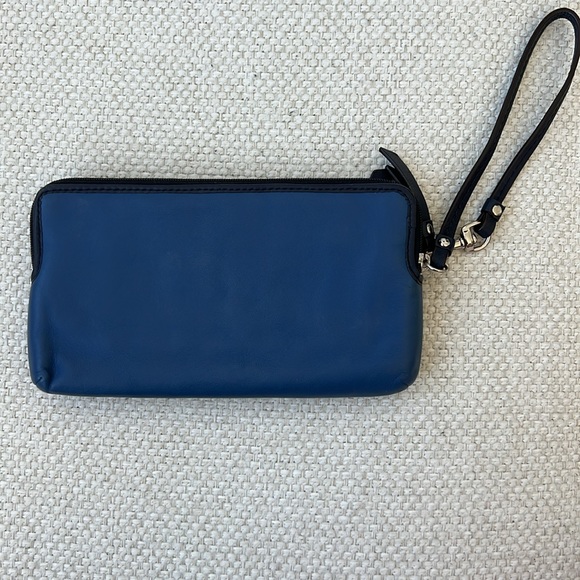 Coach Wristlet - Picture 3 of 7